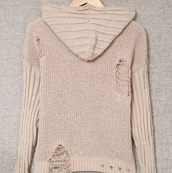 💜 New Distressed Sweater - Picture 7 of 9